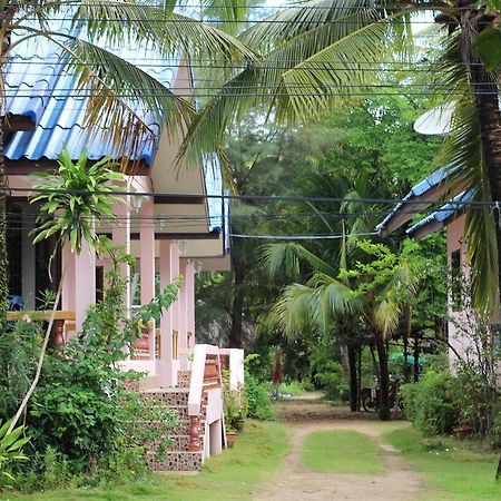 Chaiwat Resort Laem Sing Exterior foto