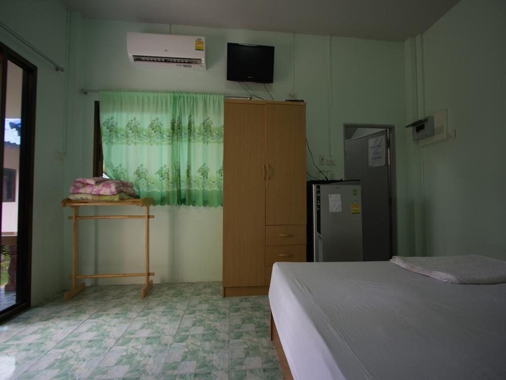 Chaiwat Resort Laem Sing Cameră foto