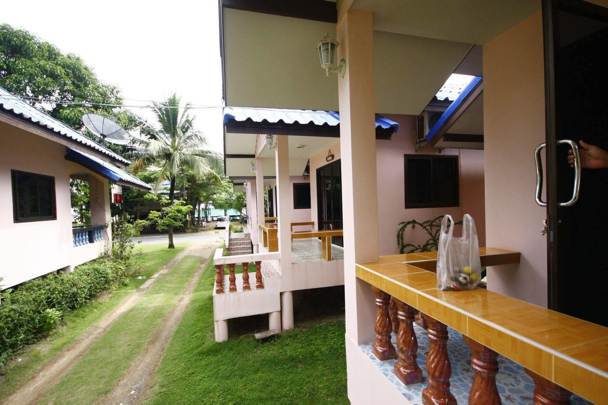 Chaiwat Resort Laem Sing Exterior foto