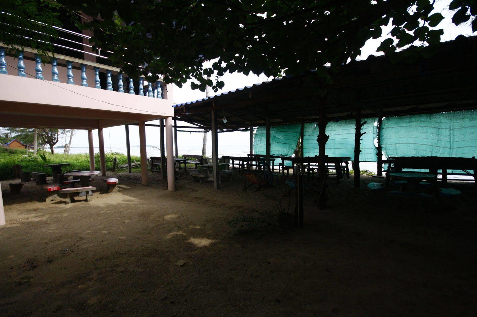 Chaiwat Resort Laem Sing Exterior foto