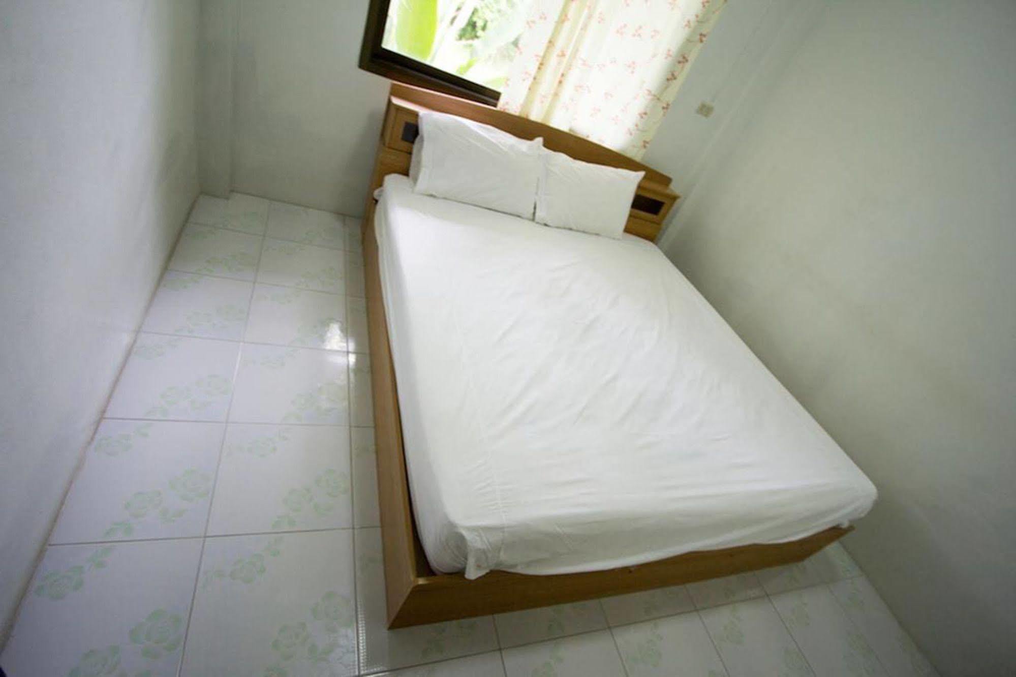 Chaiwat Resort Laem Sing Exterior foto